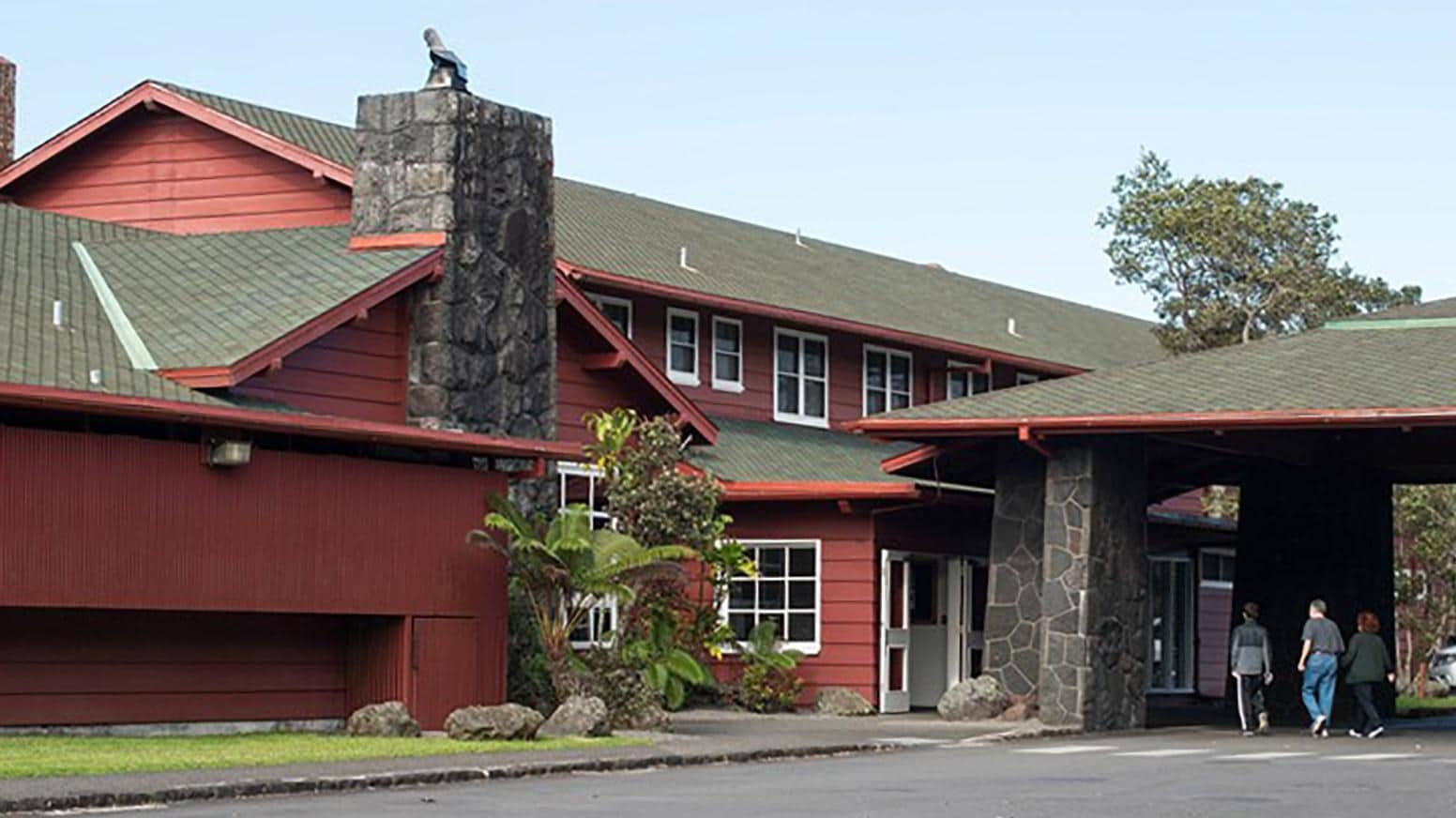 Volcano House Hotel