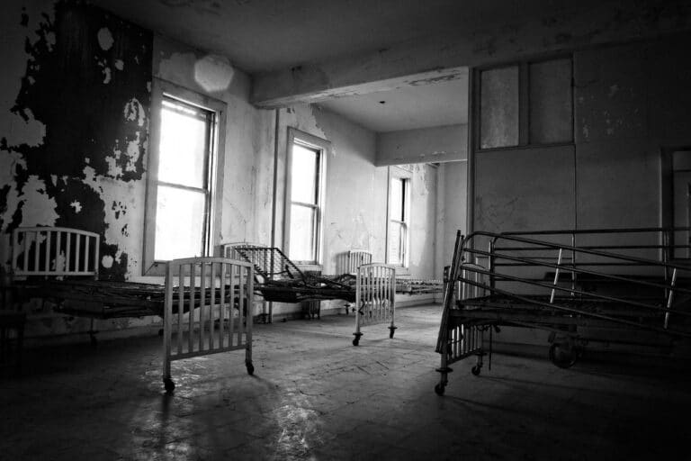 Preston Castle Beds Interior Haunted Paranormal